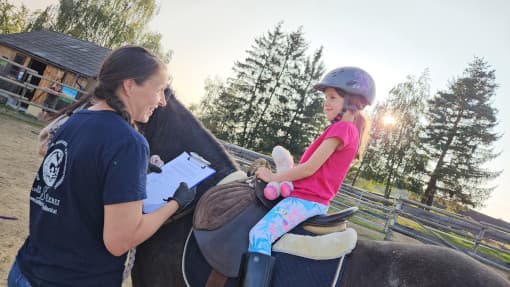 Romana_Shakira_Lerntraining_Reitplatz_510